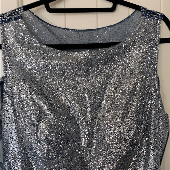 Sparkling navy and silver gown - Picture 4 of 4